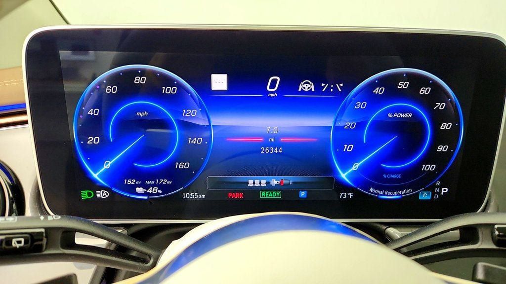 Used 2023 Mercedes-Benz EQE 500 4MATIC SUV w/ Pinnacle Trim Package image 14