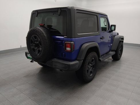 Used 2018 Jeep Wrangler Sport AWD/4WD image 9