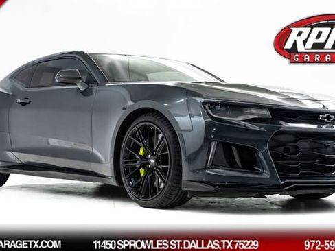 Used 2017 Chevrolet Camaro ZL1 image 1