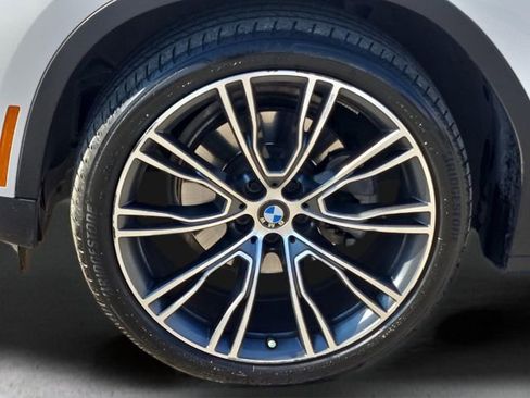 Used 2023 BMW X3 xDrive30i w/ Premium Package image 9