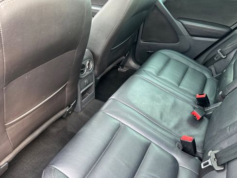 Used 2016 Volkswagen Tiguan SEL image 4