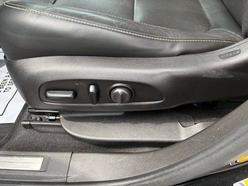 Used 2019 GMC Acadia SLT w/ Black Edition AWD/4WD image 15