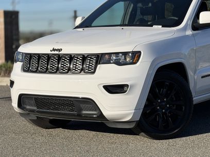 Used 2021 Jeep Grand Cherokee Laredo X