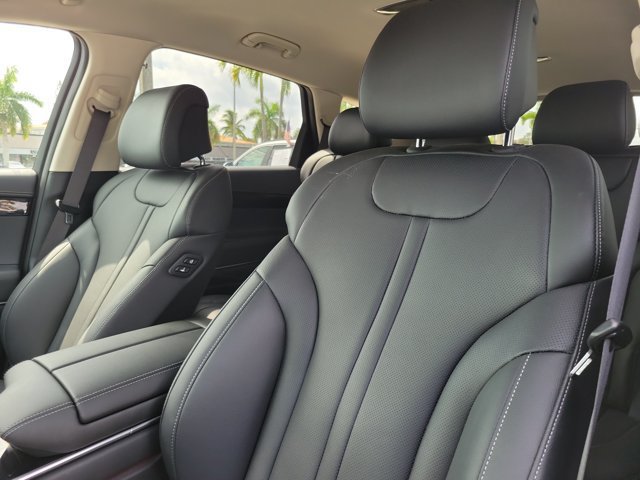 Certified 2026 Genesis GV80 2.5T RWD image 19