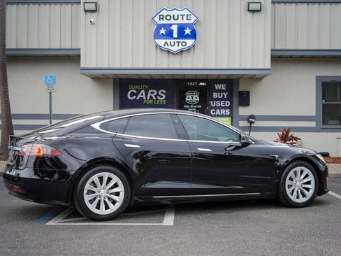 Used 2018 Tesla Model S 75D AWD/4WD image 4