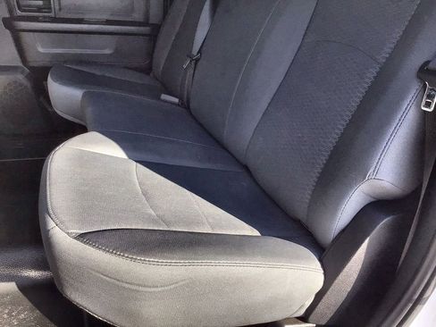 Used 2018 RAM 2500 Tradesman w/ Chrome Appearance Group image 26