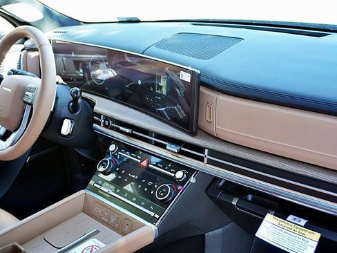 New 2025 Hyundai Santa Fe Limited image 12