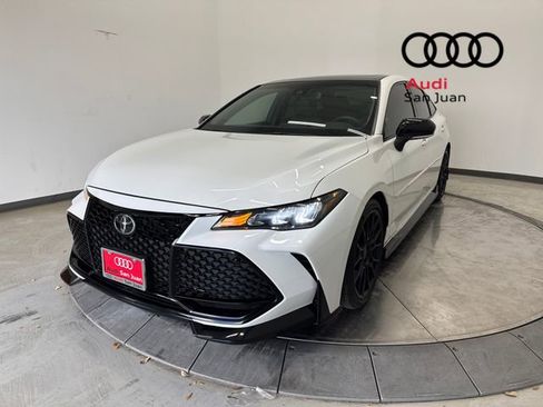 Used 2021 Toyota Avalon TRD image 3