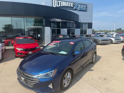 Used 2020 Hyundai Elantra SEL w/ Winter Weather Package