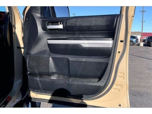 Used 2019 Toyota Tundra SR5 image 26