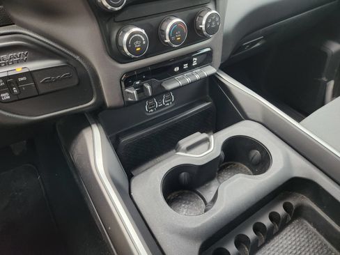 Used 2019 RAM 3500 Big Horn AWD/4WD image 25