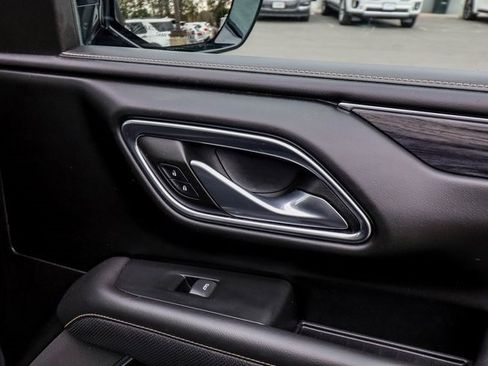 Used 2022 GMC Yukon SLT w/ SLT Premium Package image 67