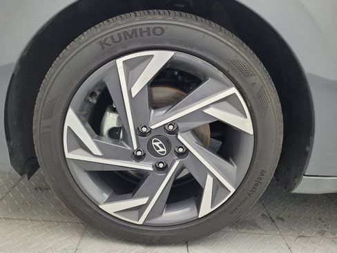Used 2025 Hyundai Elantra Sport w/ Cargo Package FWD image 31