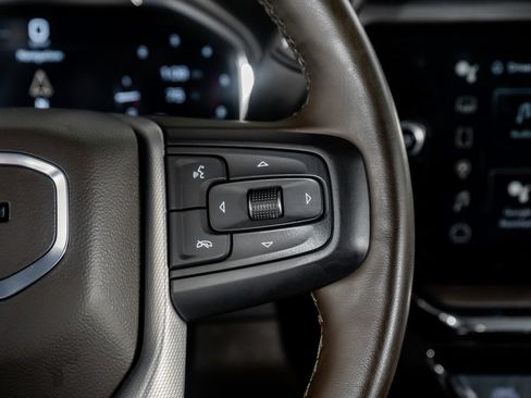 Used 2025 GMC Sierra 3500 Denali w/ Denali Reserve Package image 45