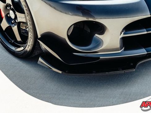 Used 2010 Dodge Viper ACR RWD image 27