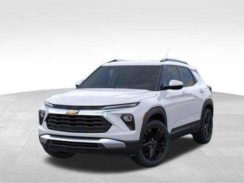 New 2026 Chevrolet TrailBlazer LT w/ Convenience Package AWD/4WD image 6
