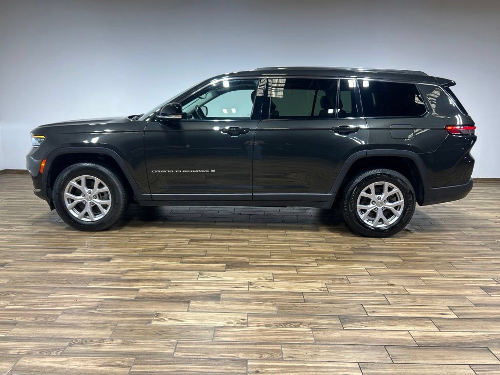 Used 2022 Jeep Grand Cherokee L Limited AWD/4WD image 33