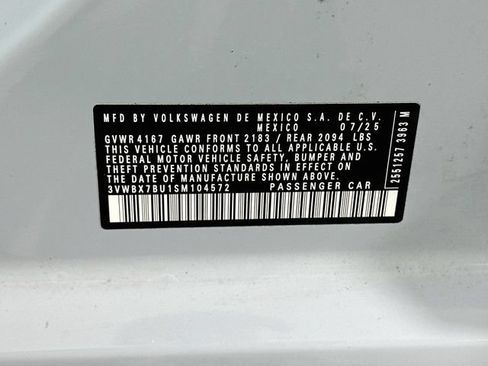 Certified 2025 Volkswagen Jetta Sport FWD image 31