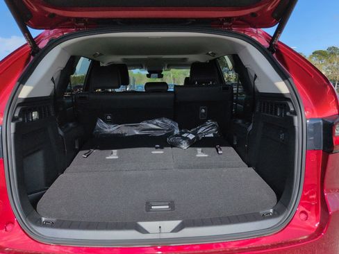 New 2026 MAZDA CX-90 3.3 Turbo w/ Preferred Package image 13