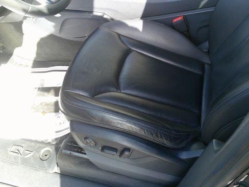 Used 2017 Audi Q7 3.0T Premium Plus w/ Premium Plus Package image 18