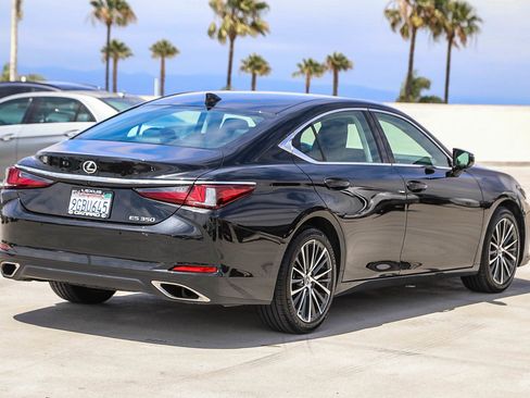 Used 2023 Lexus ES 350 w/ Premium Package FWD image 7