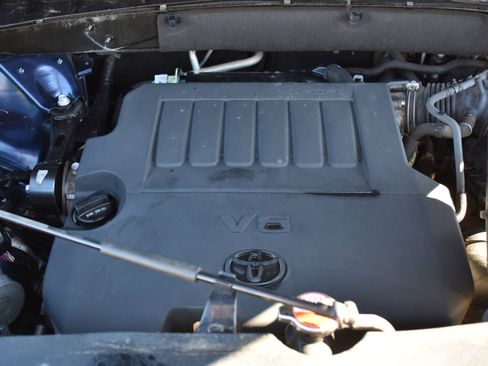 Used 2016 Toyota Highlander XLE image 38