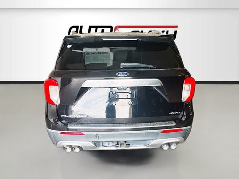 Used 2021 Ford Explorer Platinum w/ Equipment Group 601A AWD/4WD image 6