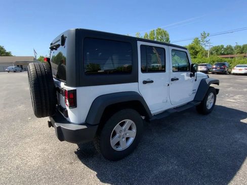 Used 2015 Jeep Wrangler Unlimited Sport w/ Quick Order Package 24S AWD/4WD image 8