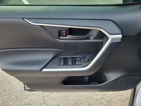Used 2024 Toyota RAV4 LE FWD image 17