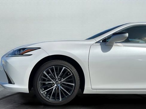 New 2025 Lexus ES 350 350 image 16