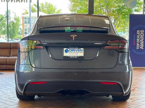 Used 2022 Tesla Model X AWD/4WD image 10