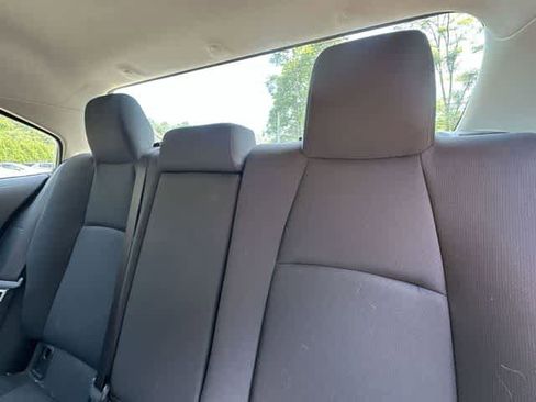 Used 2021 Toyota Corolla LE w/ Carpet Mat Package (TMS) FWD image 14