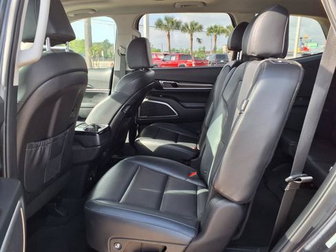 Used 2025 Kia Telluride S AWD/4WD image 24