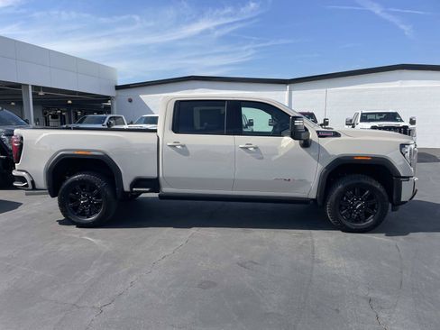New 2026 GMC Sierra 2500 AT4 w/ AT4 Premium Plus Package AWD/4WD image 7