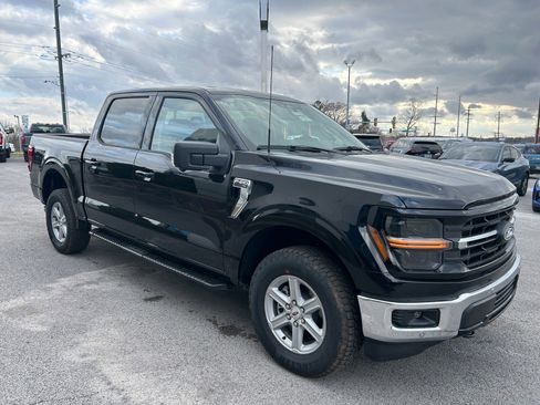 New 2026 Ford F150 XLT w/ Equipment Group 302A MID image 2