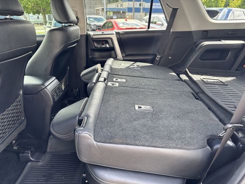 Used 2018 Toyota 4Runner Limited AWD/4WD image 26
