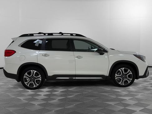 Used 2024 Subaru Ascent Touring AWD/4WD image 6