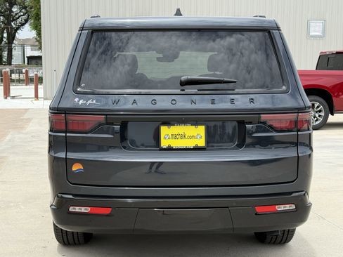 New 2025 Jeep Wagoneer L Series II image 6