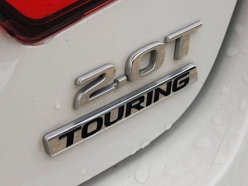 Used 2019 Honda Accord Touring image 10
