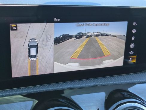 Used 2022 Mercedes-Benz CLA 250 image 13