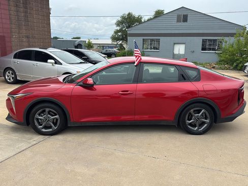 Used 2025 Kia K4 FWD image 9