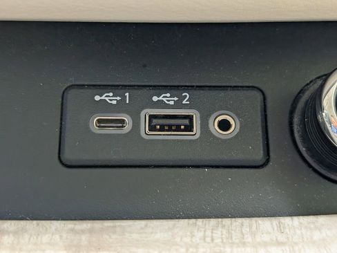 Used 2020 Nissan Murano SV image 32