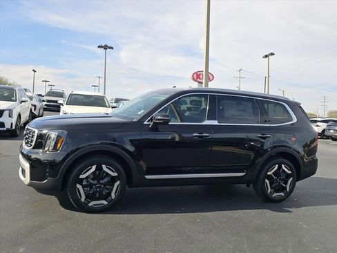 New 2025 Kia Telluride S image 6