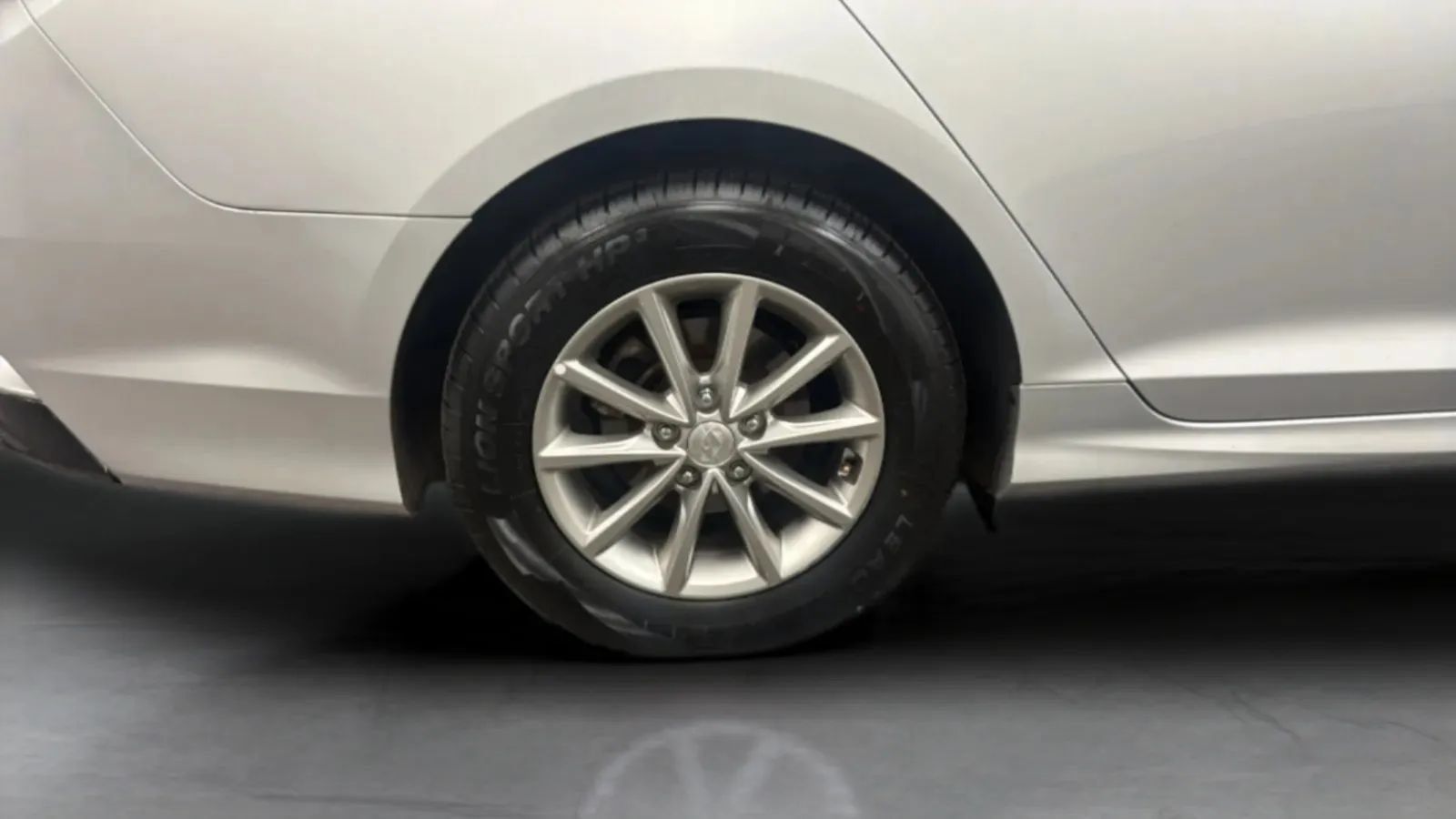 Used 2018 Hyundai Sonata SE FWD image 24