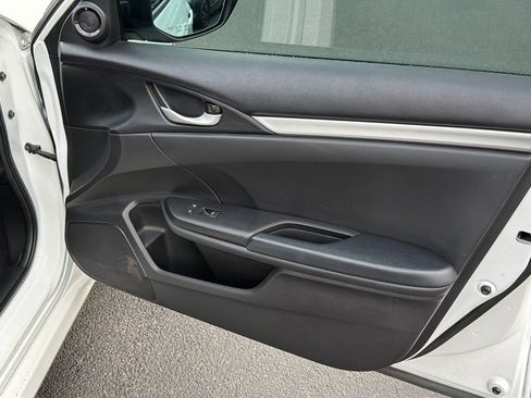 Used 2019 Honda Civic Sport image 32