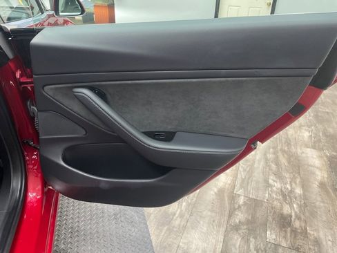 Used 2020 Tesla Model 3 Long Range image 32
