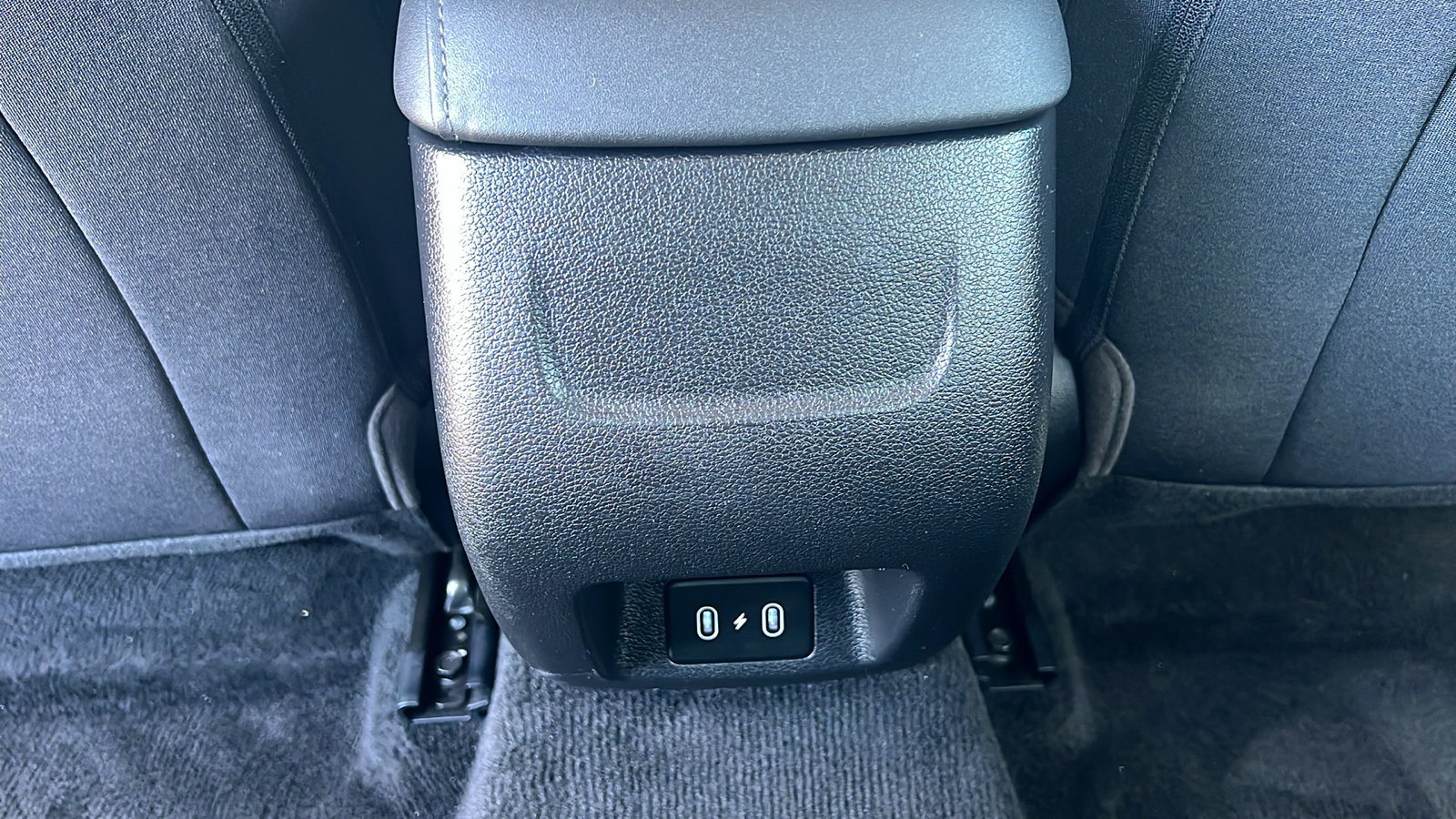 Used 2025 Hyundai Sonata SEL FWD image 13