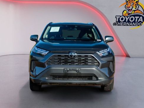 Used 2025 Toyota RAV4 XLE FWD image 2
