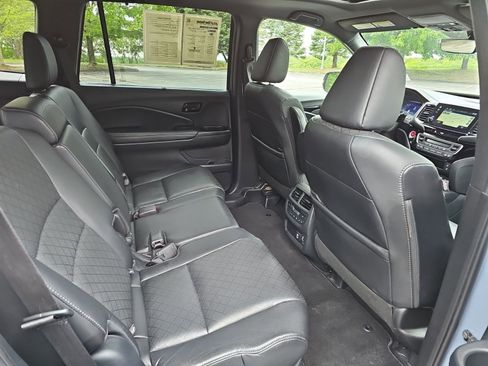 Used 2023 Honda Passport Elite image 16