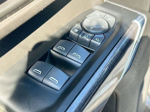 Certified 2022 Chevrolet Silverado 2500 LTZ w/ LTZ Convenience Package AWD/4WD image 17